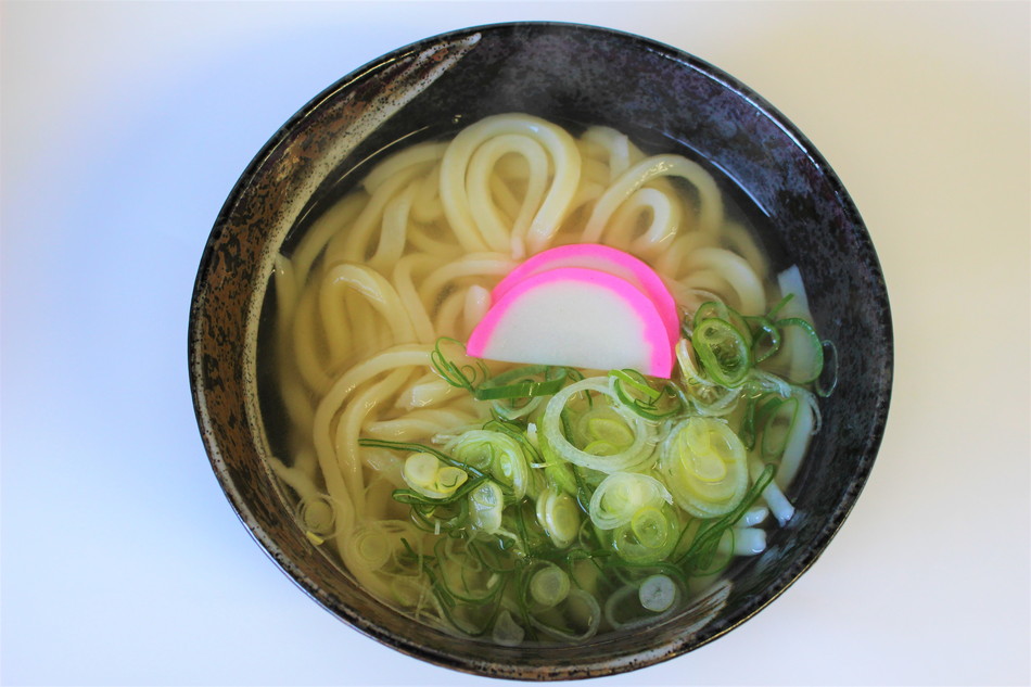 美味しそうないっぱいのうどん
